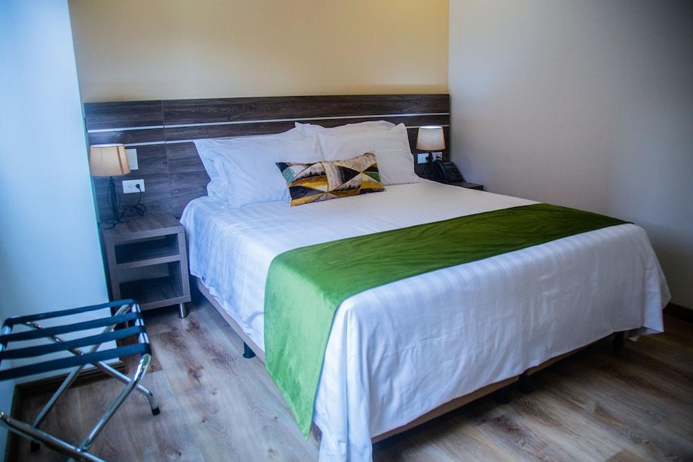Ecohub Hotel Medellín Extérieur photo