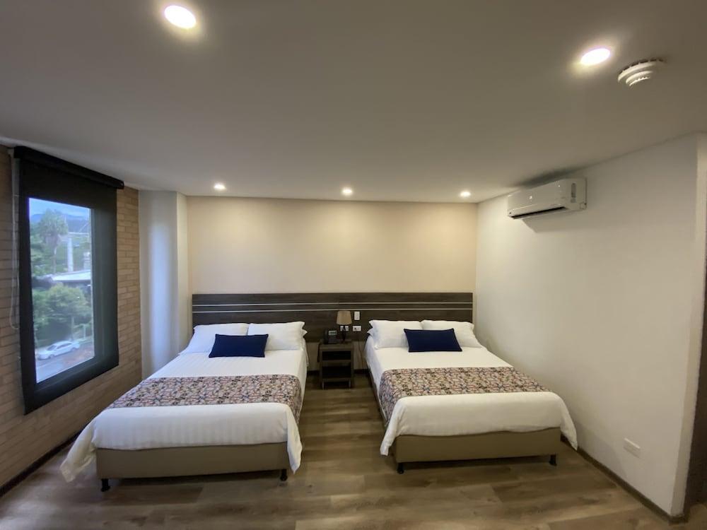 Ecohub Hotel Medellín Extérieur photo