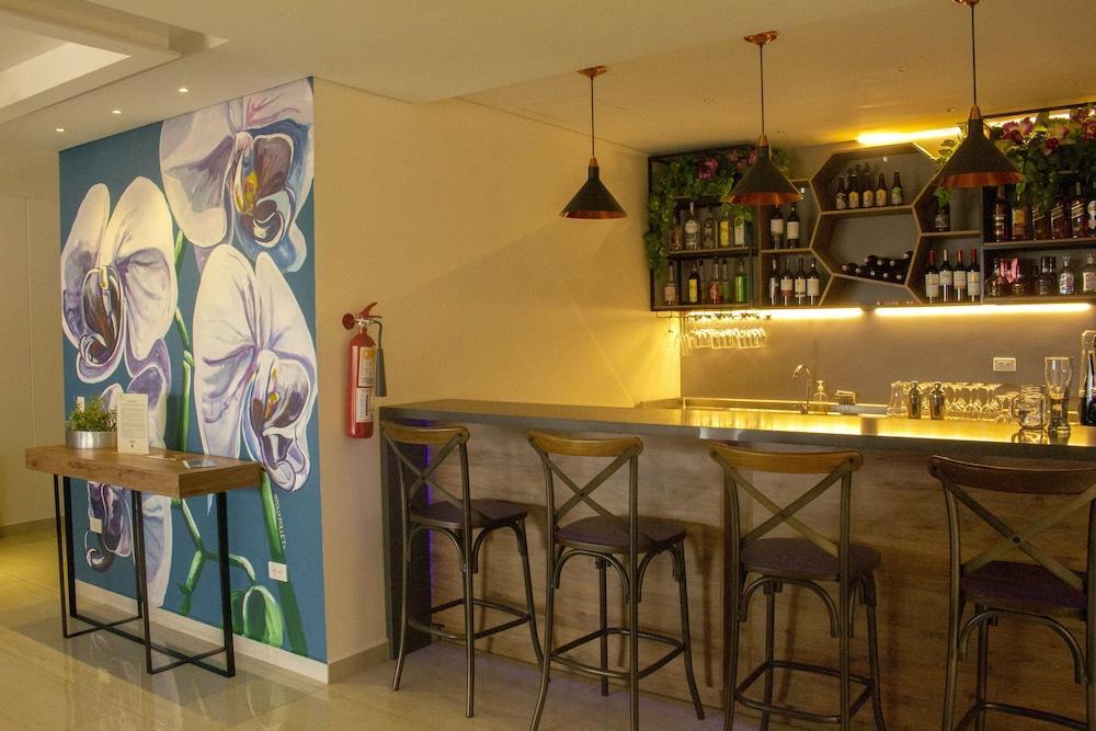 Ecohub Hotel Medellín Extérieur photo